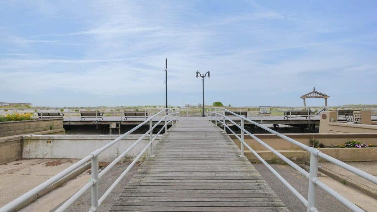 Escape To Raleigh Ave 3 Steps From The Beach أتلانتيك سيتي المظهر الخارجي الصورة